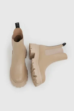 Bota Silueta Track Lol