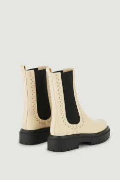 Botines Chelsea Polipiel Con Tachuelas Doradas