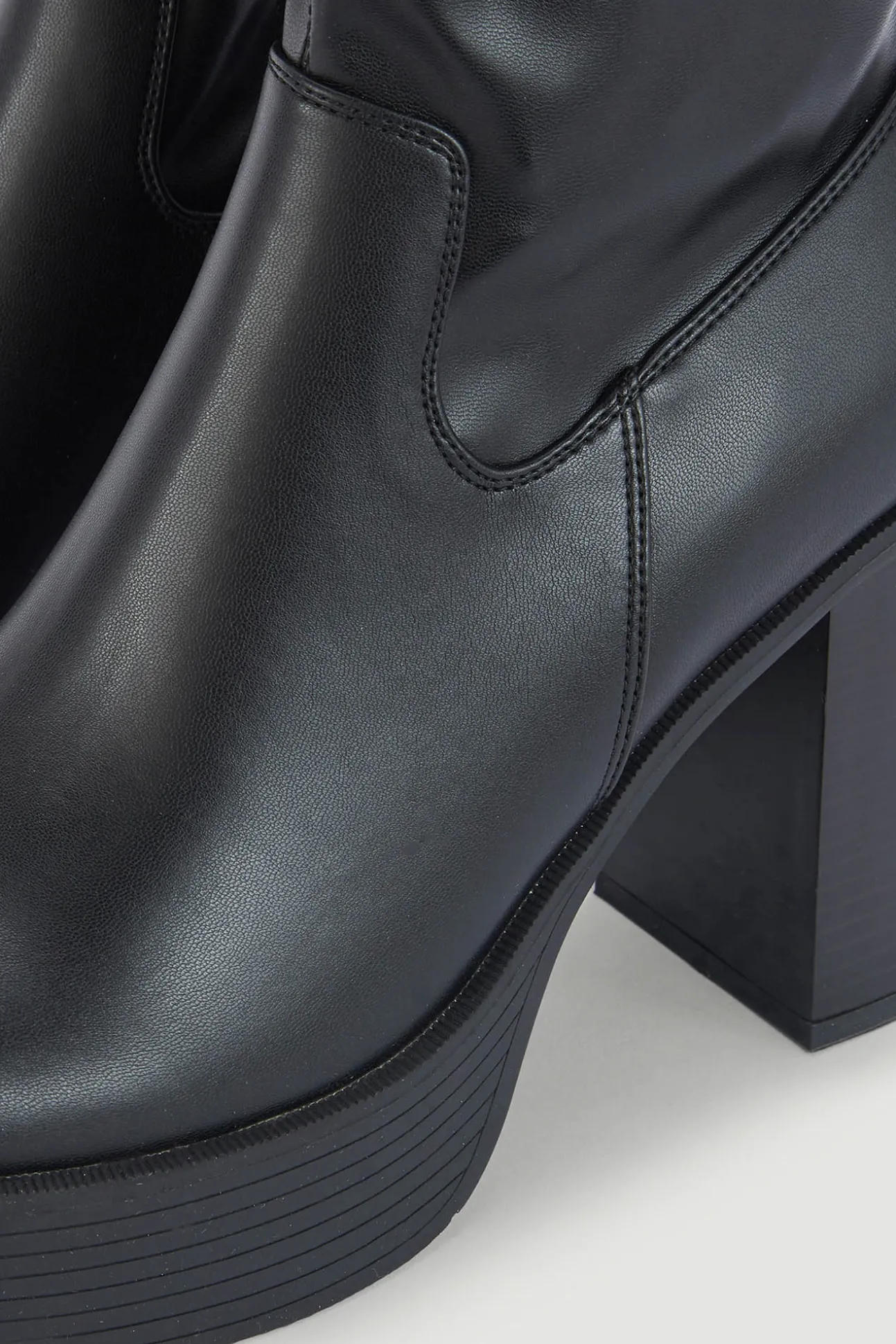 Botines De Plataforma Y Tacon Alto