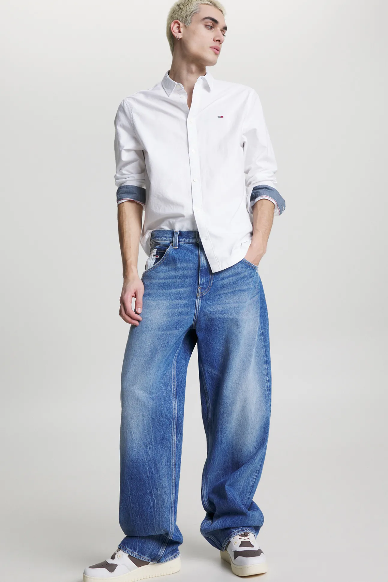 Camisa De Hombre De Manga Larga Tommy Jeans.