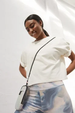 Camiseta Crop Blanca