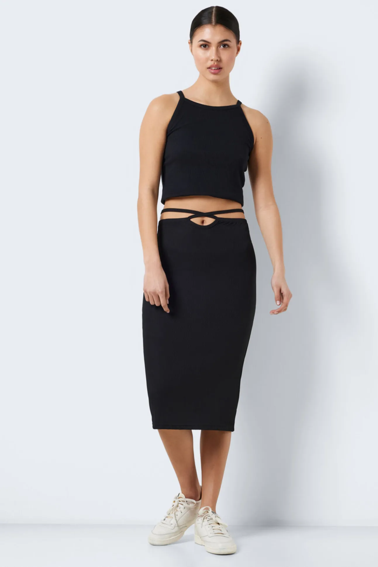 Falda Midi Negra