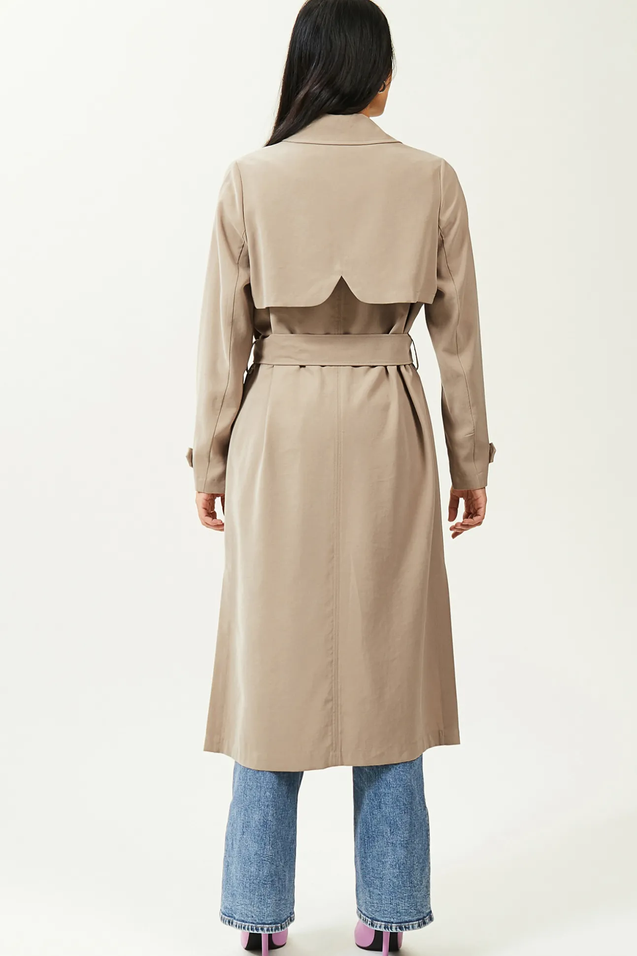 Gabardina Larga De Tejido Vaporoso