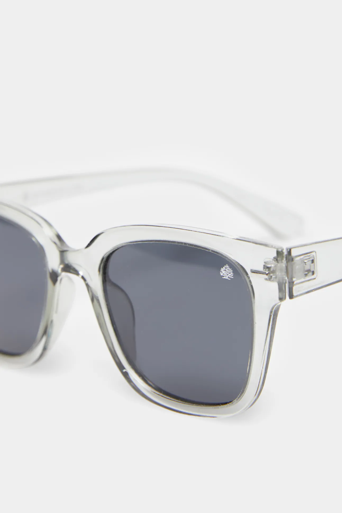 Gafas De Sol Semitransparentes