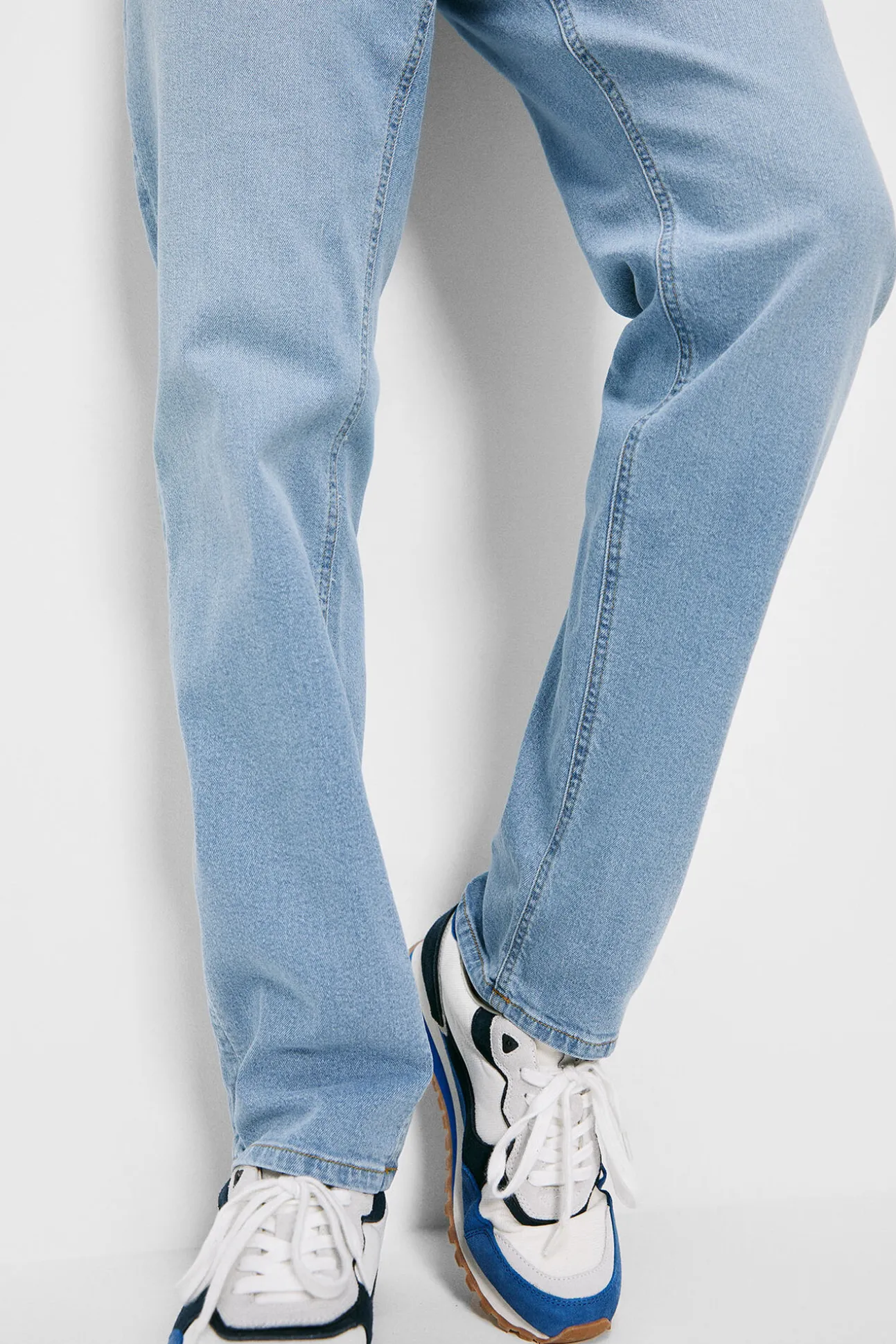 Jeans Regular Lavado Claro