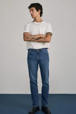 Jeans Regular Lavado Medio