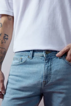 Jeans Slim Lavado Claro