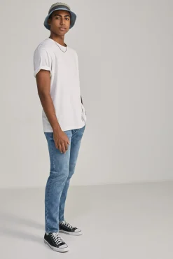 Jeans Slim Lavado Medio