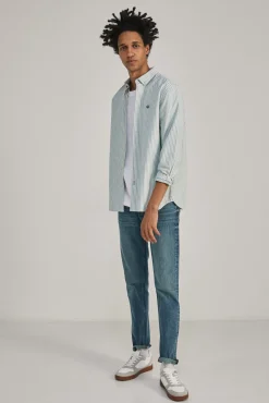 Jeans Slim Lavado Medio Ensuciado