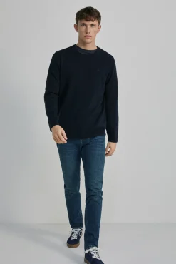 Jeans Slim Lavado Medio Oscuro