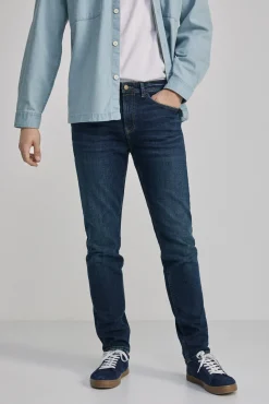 Jeans Slim Lavado Oscuro Ensuciado