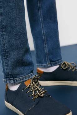 Jeans Slim Ligero Lavado Rotos Reparados
