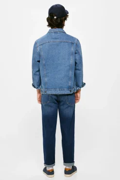 Jeans Slim Straight Lavado Medio Oscuro