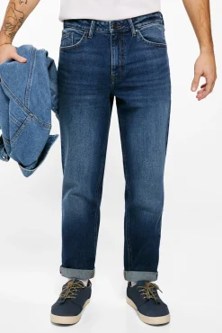Jeans Slim Straight Lavado Medio Oscuro
