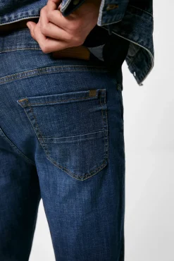 Jeans Slim Ultra Ligero Lavado Medio Oscruo