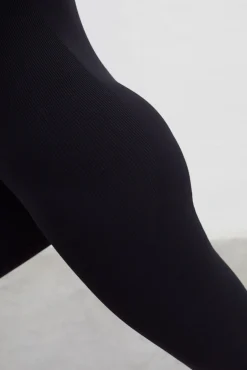 Mono Seamless Comfort
