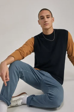 Pantalon Slim 5 Bolsillos Color