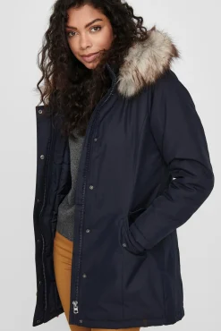 Parka Con Capucha Con Pelo Y Bolsillos