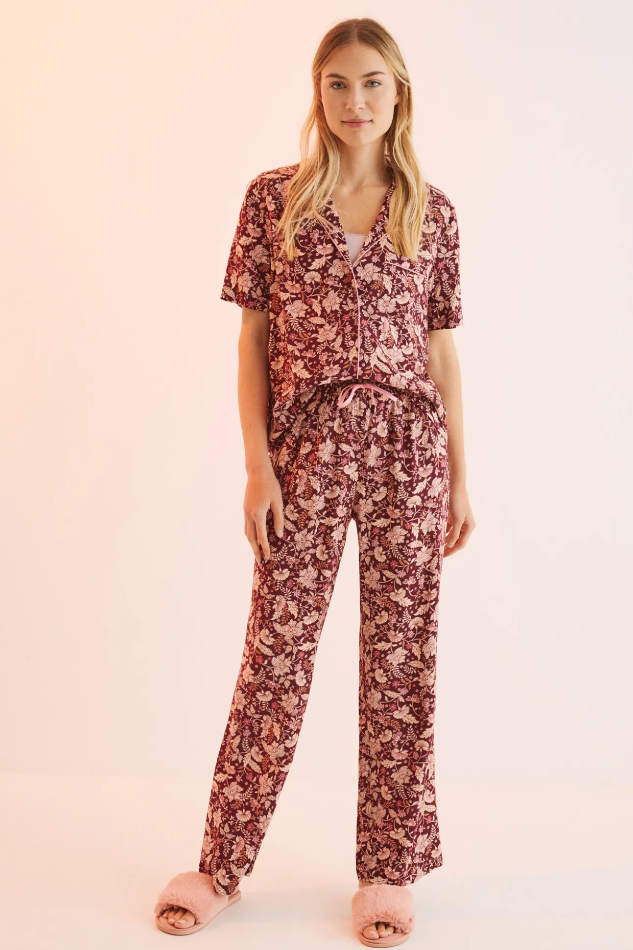 Pijama Camisero Largo Flores Granate