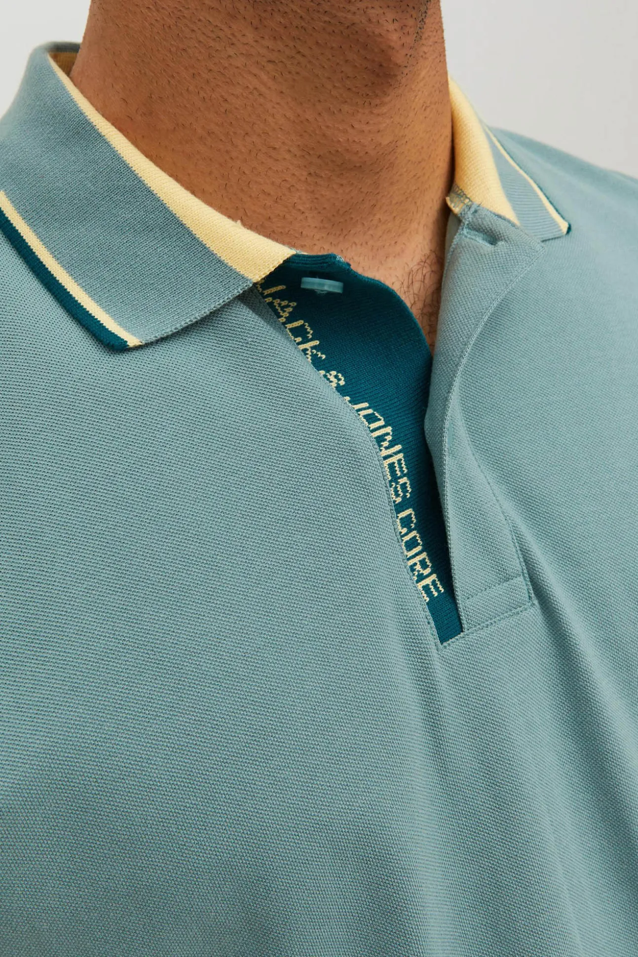 Polo Liso Manga Corta