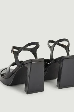 Sandalias De Plataforma Y Tacon Trapecio