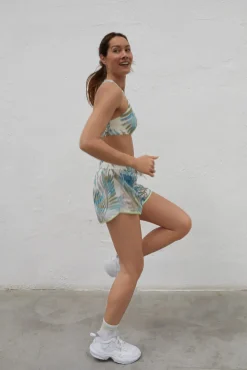Short Contraste