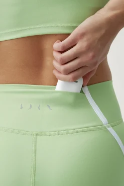 Short Daira Juice/White