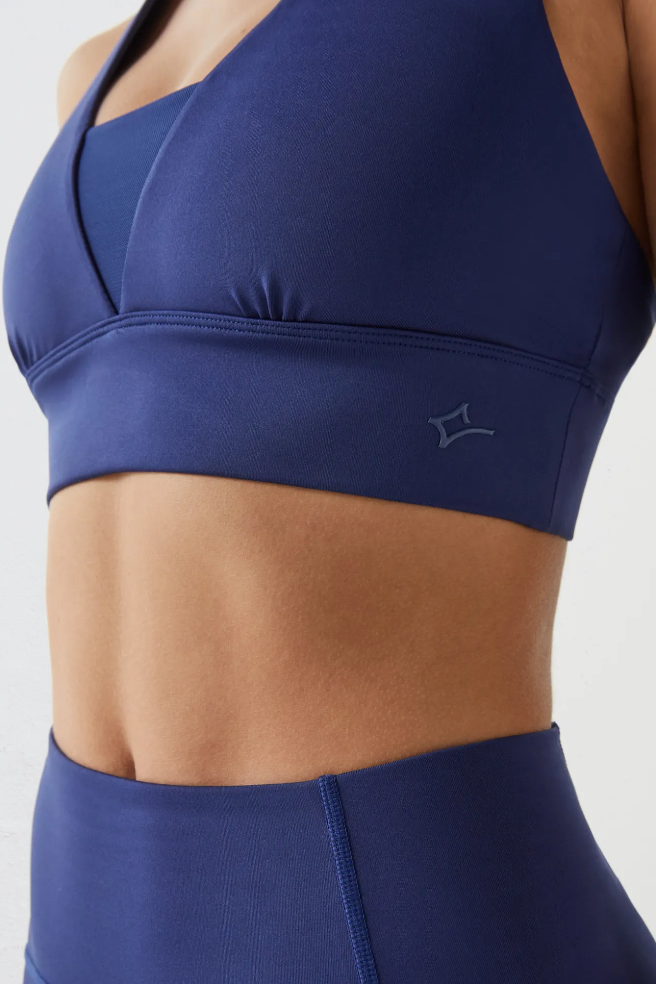Sujetador Deportivo Oscuro 4D Stretch