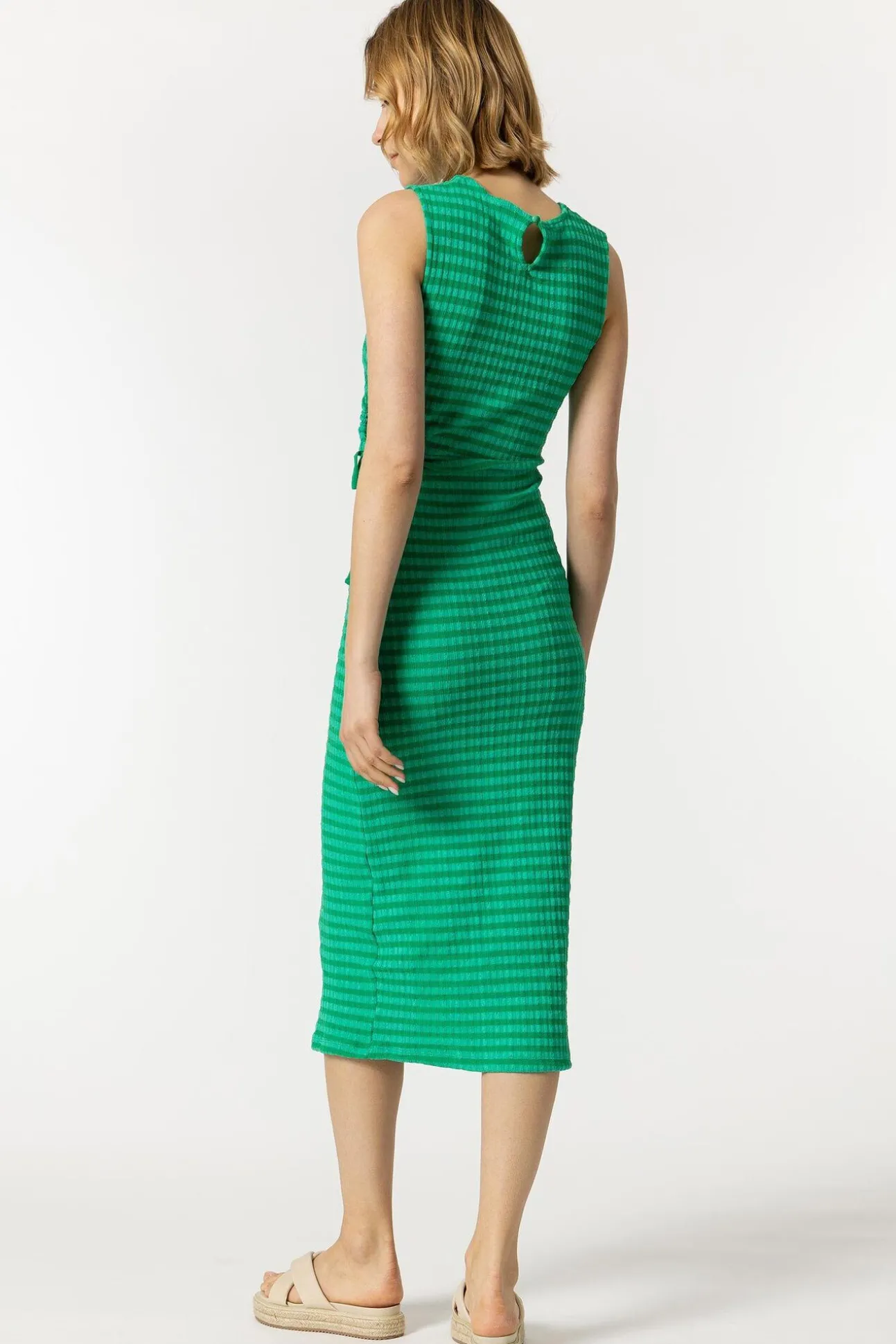 Vestido Bicolor Cut Out