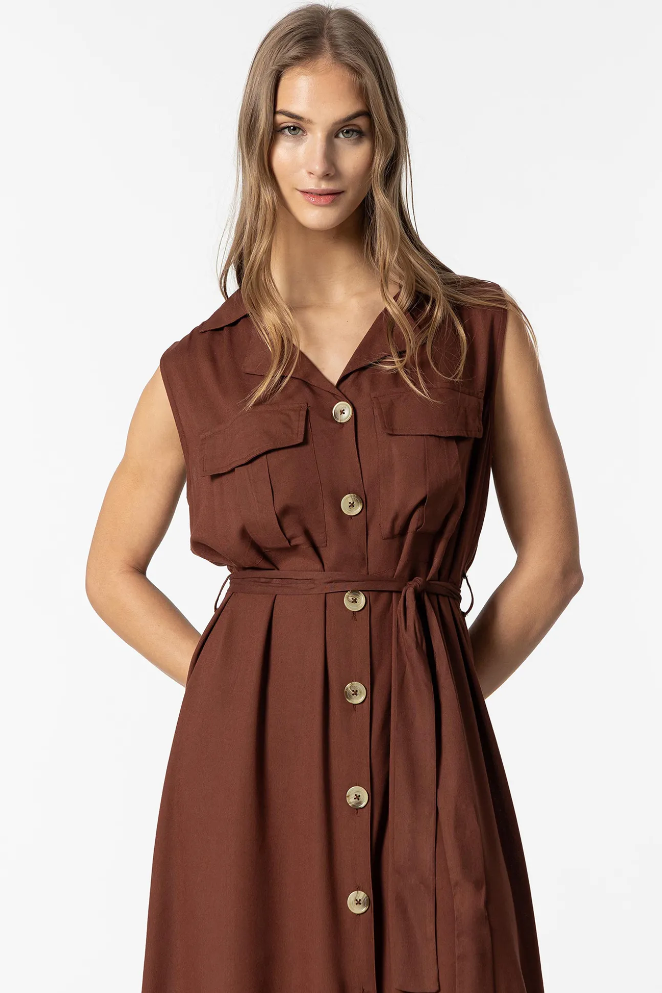 Vestido Camisero Con Cinturon