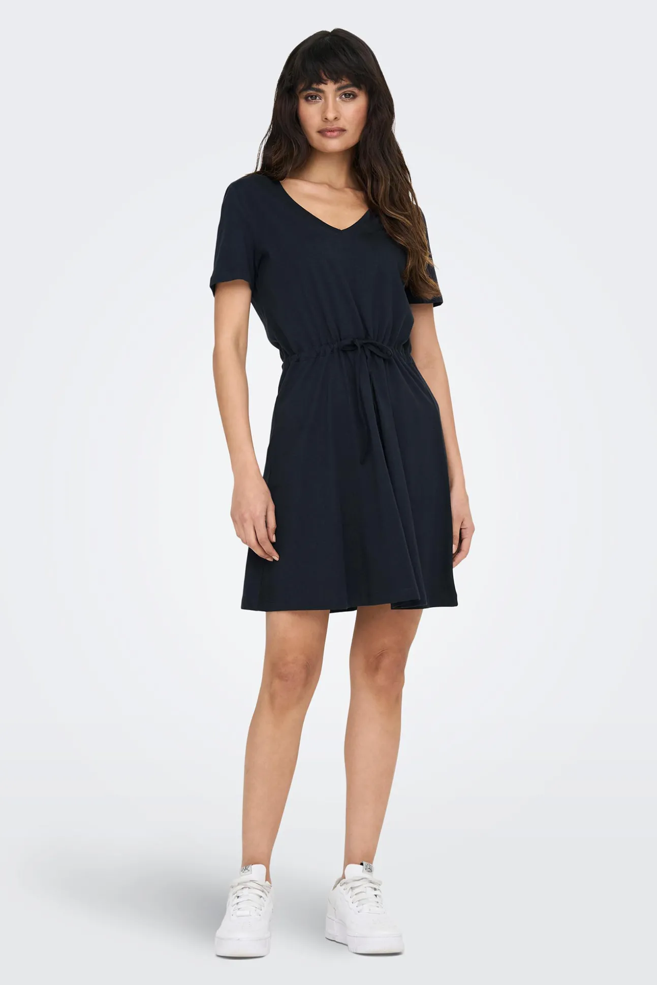 Vestido Corto Corte Regular Cuello En V