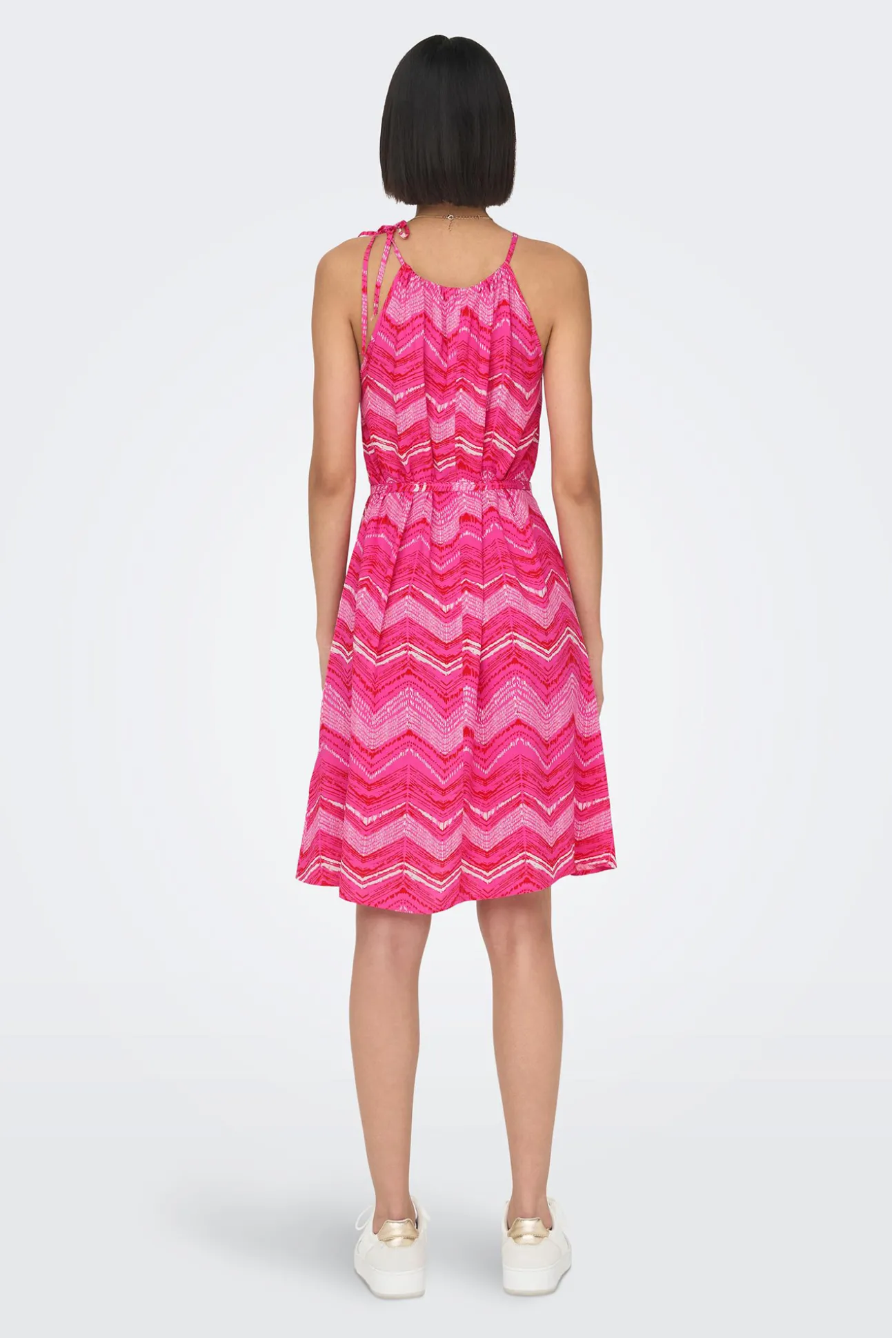 Vestido Corto Cuello Halter