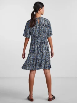 Vestido Corto De Mujer Floral.