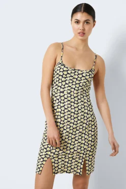 Vestido Corto De Tirantes