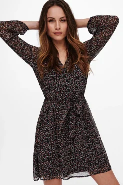 Vestido Corto Lazo