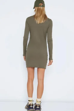 Vestido Corto Manga Larga