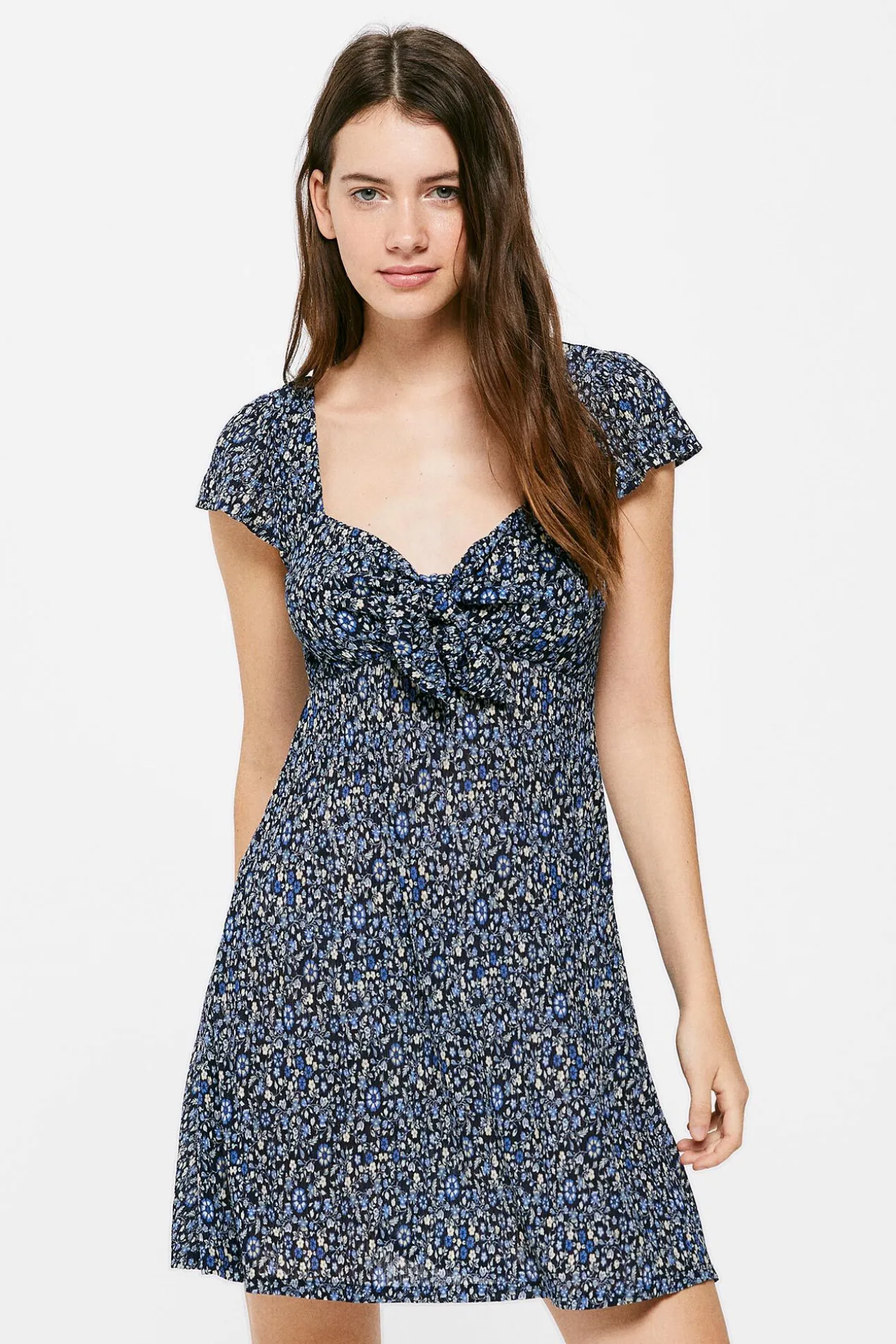 Vestido Corto Nudo Escote