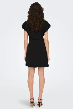 Vestido Corto Satinado