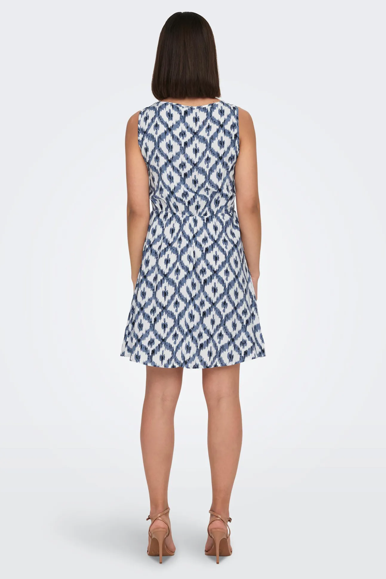 Vestido Corto Sin Mangas