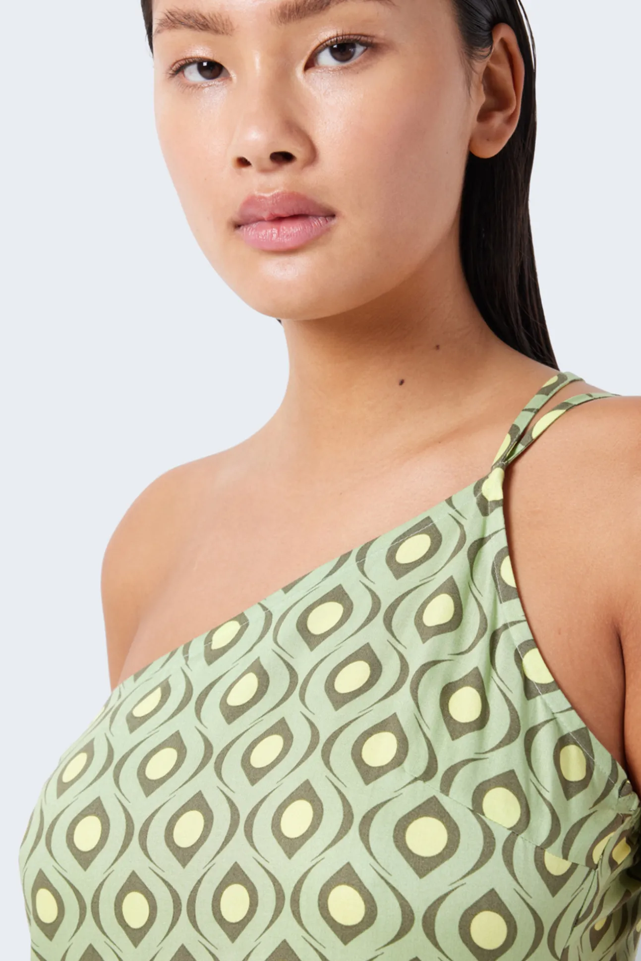 Vestido Corto Tirantes