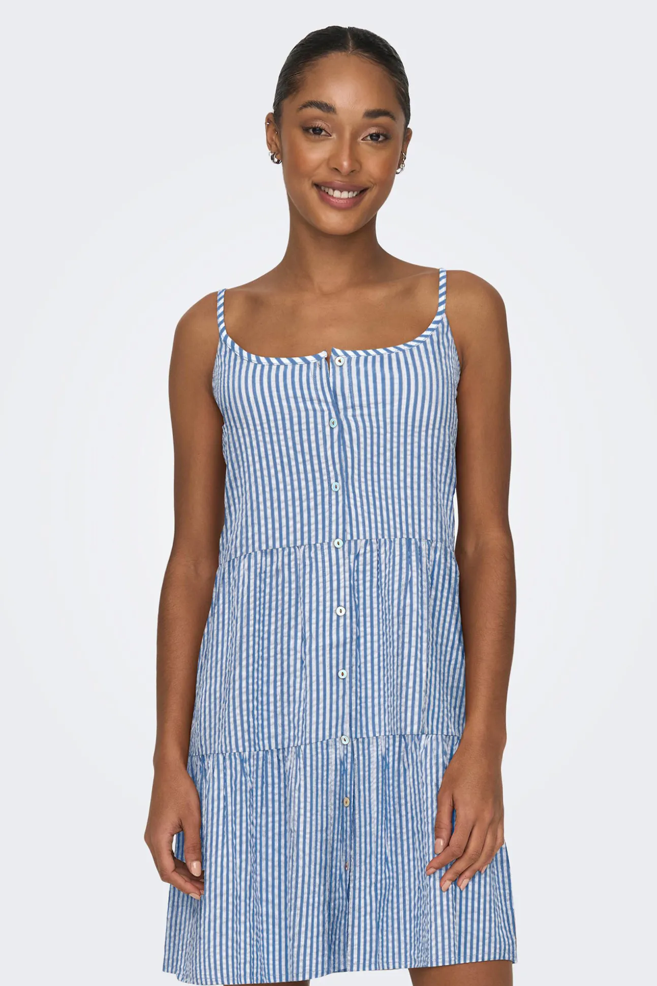 Vestido Corto Tirantes
