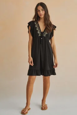 Vestido Corto Volantes