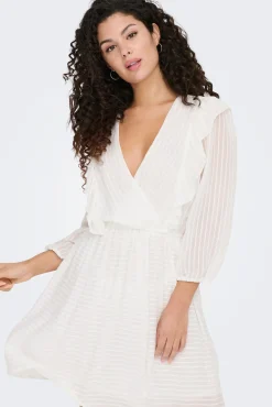 Vestido Corto Volantes