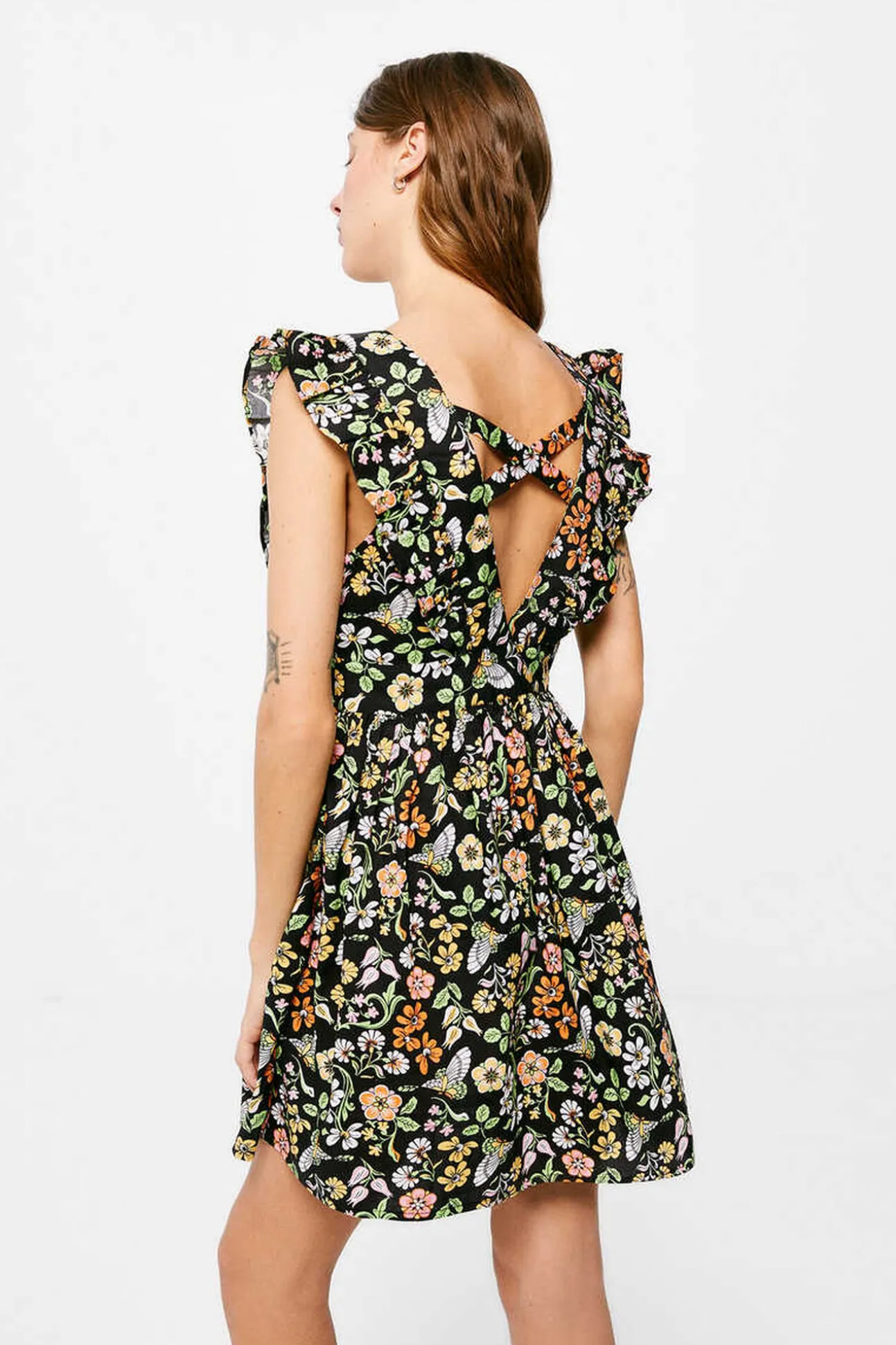 Vestido Corto Volantes Volumen
