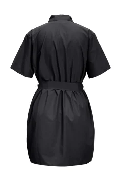 Vestido Corto Y De Manga Corta