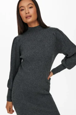 Vestido De Punto Con Cuello Subido