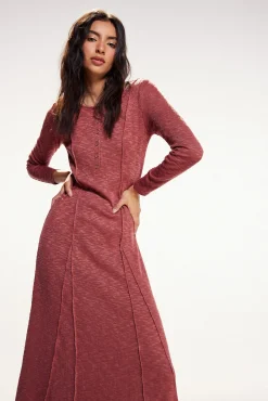 Vestido De Punto Largo.