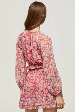 Vestido Estapado Corto Con Manga Larga.