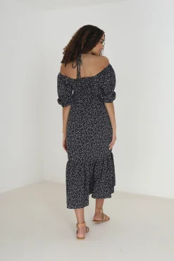 Vestido Mide De Manga Corta Y Estampado De Lunares