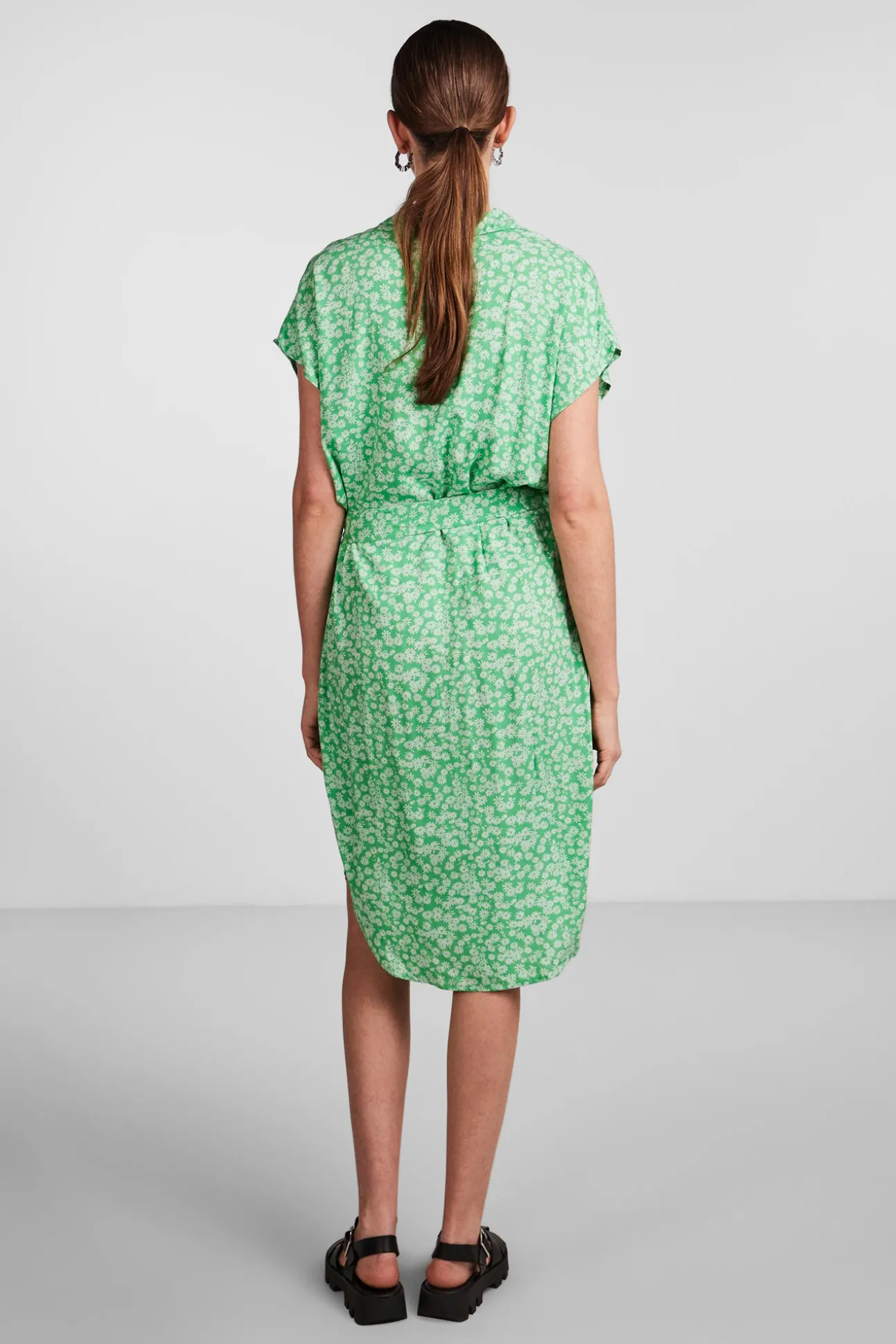 Vestido Midi Camisero.